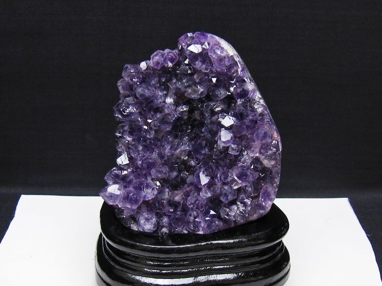アメジスト クラスター ウルグアイ産 アメジスト 原石 amethyst 台座付属 一点物 182-8829
