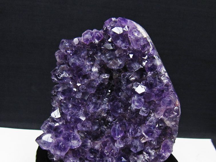 アメジスト クラスター ウルグアイ産 アメジスト 原石 amethyst 台座付属 一点物 182-8829