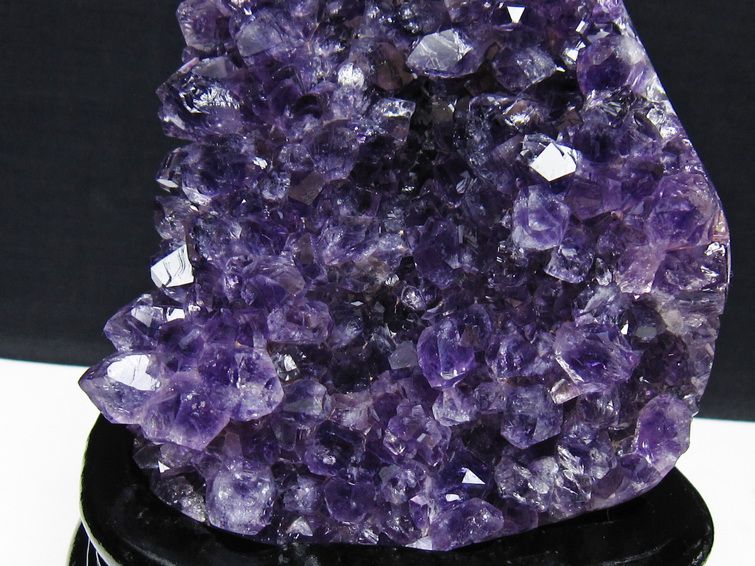 アメジスト クラスター ウルグアイ産 アメジスト 原石 amethyst 台座付属 一点物 182-8829