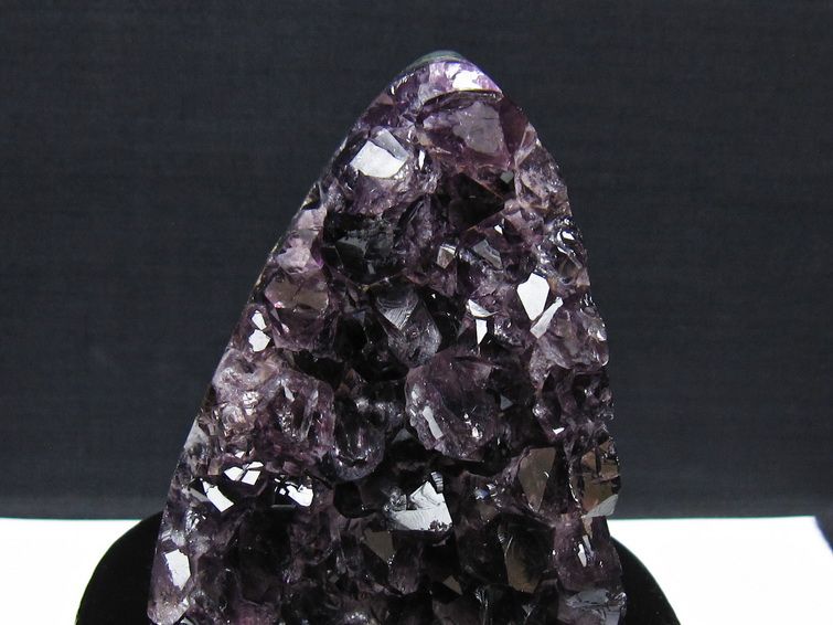 アメジスト クラスター ウルグアイ産 アメジスト 原石 amethyst 台座付属 一点物 182-8831