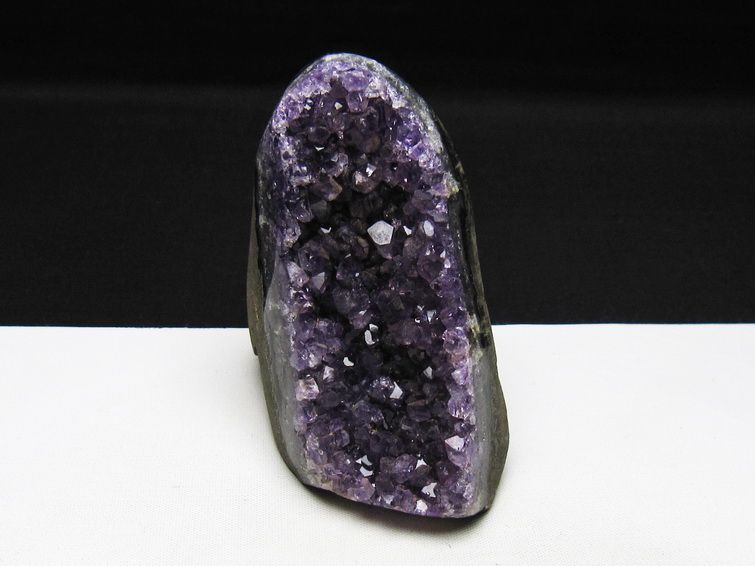 アメジスト クラスター ウルグアイ産 アメジスト 原石 amethyst 一点物 182-8838