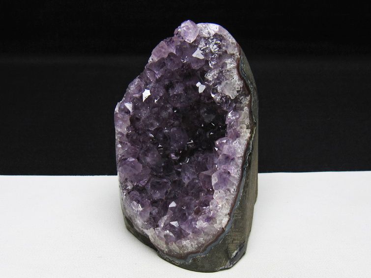 アメジスト クラスター ウルグアイ産 アメジスト 原石 amethyst 一点物 182-8840