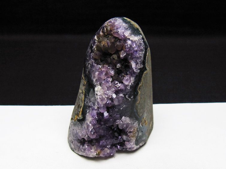 アメジスト クラスター ウルグアイ産 アメジスト 原石 amethyst 一点物 182-8841