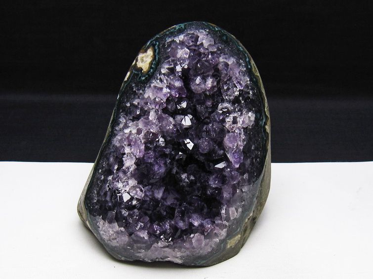 1Kg アメジスト 原石 ウルグアイ産 アメジスト クラスター amethyst 一点物 182-8865