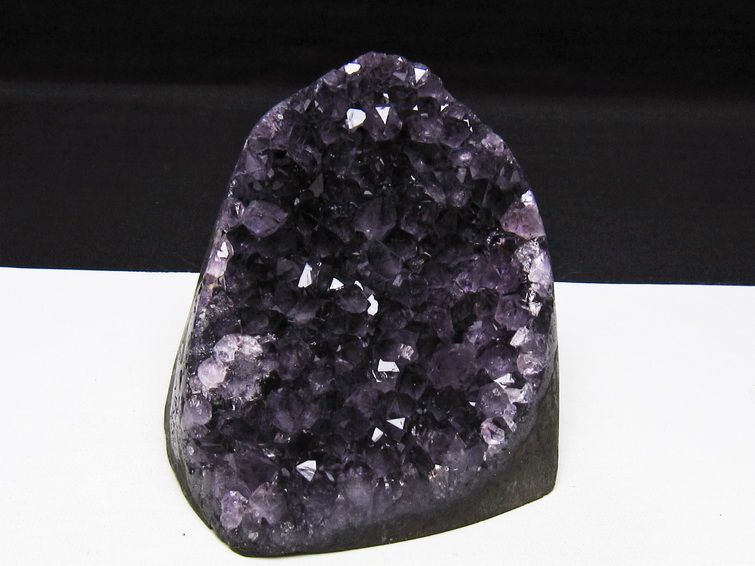 アメジスト クラスター ウルグアイ産 アメジスト 原石 amethyst 一点物 182-8876
