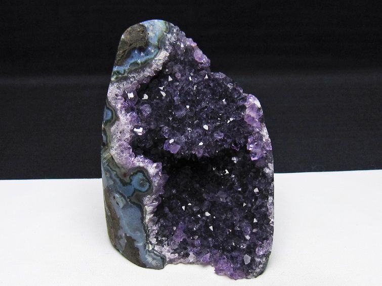 アメジスト クラスター ウルグアイ産 アメジスト 原石 amethyst 一点物 182-8879