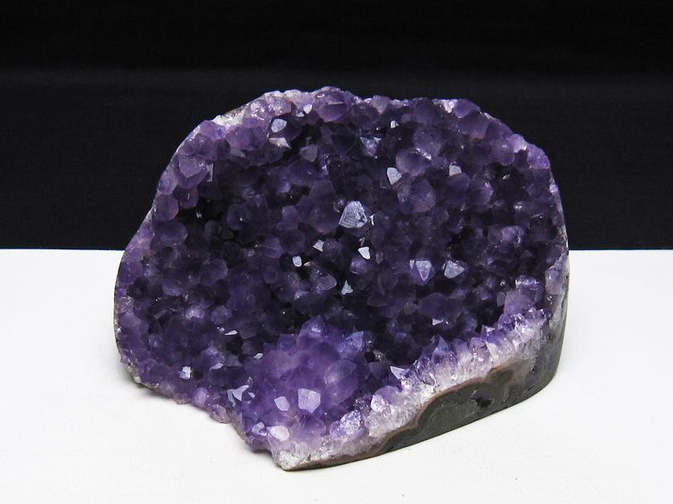 アメジスト クラスター ウルグアイ産 アメジスト 原石 amethyst 一点物 182-8880