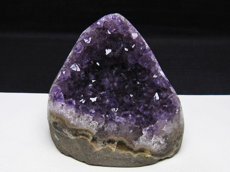 アメジスト クラスター ウルグアイ産 アメジスト 原石 amethyst 一点物 182-8881