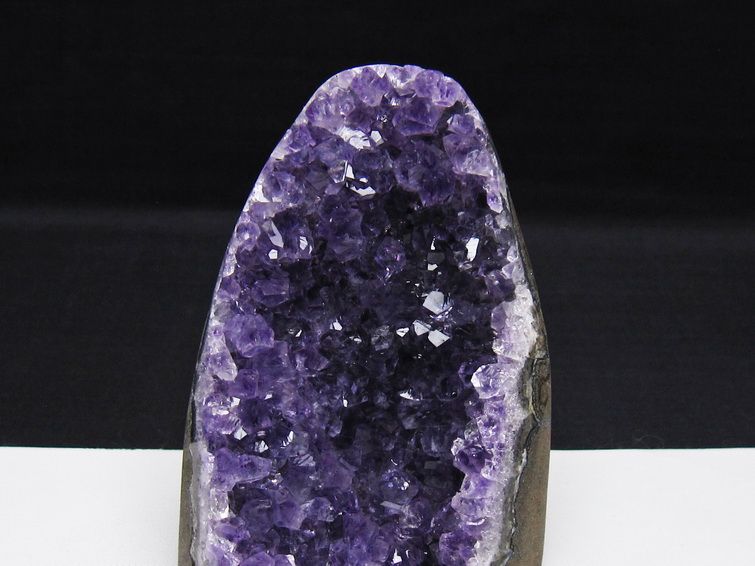 アメジスト クラスター ウルグアイ産 アメジスト 原石 amethyst 一点物 182-8883