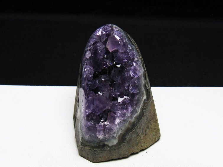 アメジスト クラスター ウルグアイ産 アメジスト 原石 amethyst 一点物 182-8889