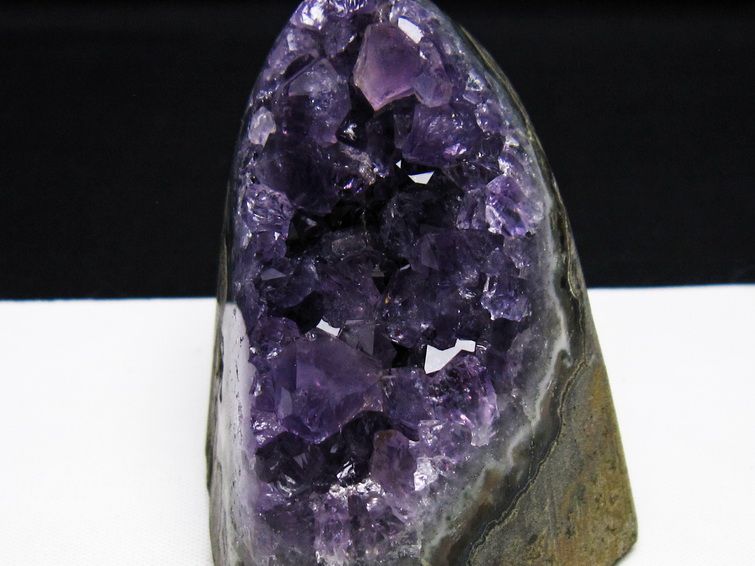 アメジスト クラスター ウルグアイ産 アメジスト 原石 amethyst 一点物 182-8889