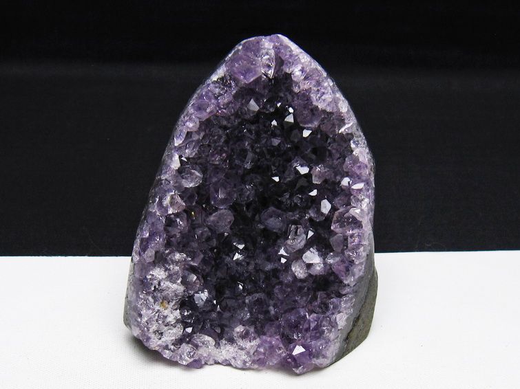 アメジスト クラスター ウルグアイ産 アメジスト 原石 amethyst 一点物 182-8892