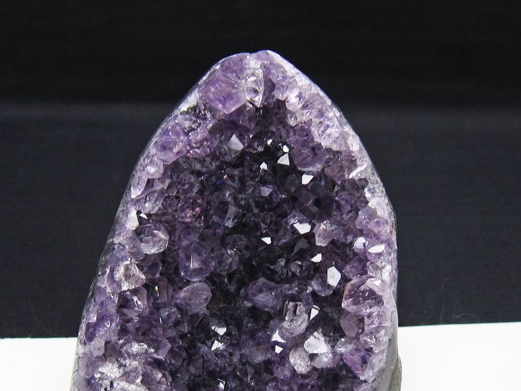 アメジスト クラスター ウルグアイ産 アメジスト 原石 amethyst 一点物 182-8892