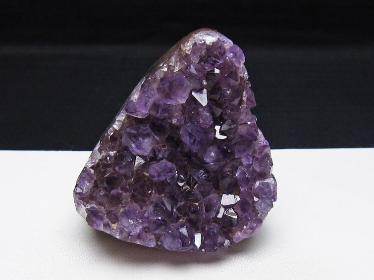 アメジスト クラスター ウルグアイ産 アメジスト 原石 amethyst 一点物 182-8898