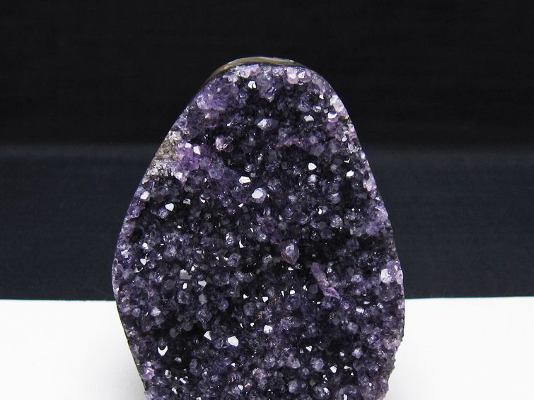 アメジスト クラスター ウルグアイ産 アメジスト 原石 amethyst 一点物 182-8899