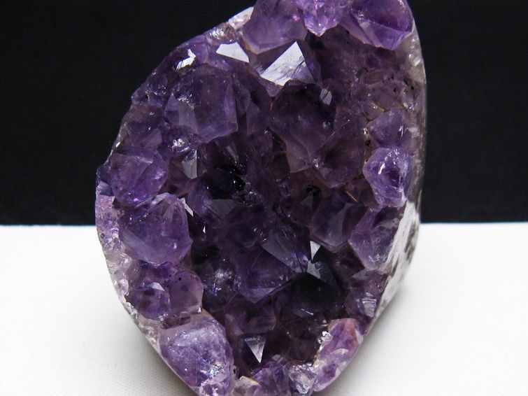 アメジスト クラスター ウルグアイ産 アメジスト 原石 amethyst 一点物 182-8902