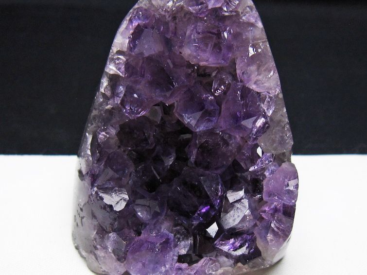 アメジスト クラスター ウルグアイ産 アメジスト 原石 amethyst 一点物 182-8904