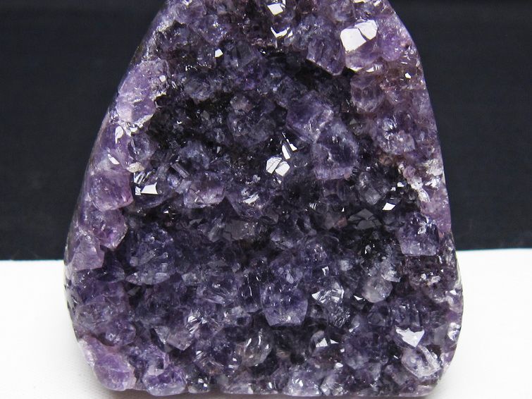アメジスト クラスター ウルグアイ産 アメジスト 原石 amethyst 一点物 182-8905