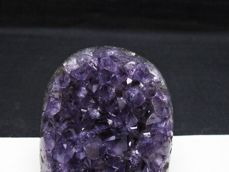 アメジスト クラスター ウルグアイ産 アメジスト 原石 amethyst 一点物 182-8906