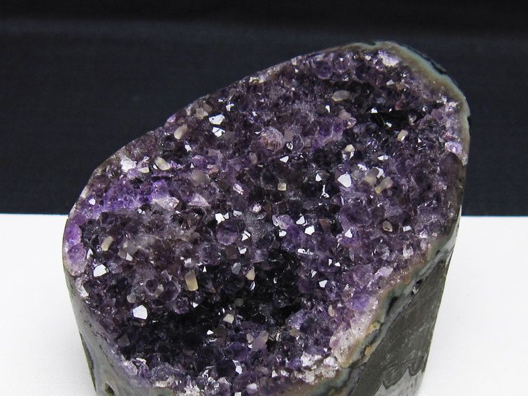 アメジスト 原石 ウルグアイ産 アメジスト クラスター amethyst カルサイト共生 一点物 182-8931