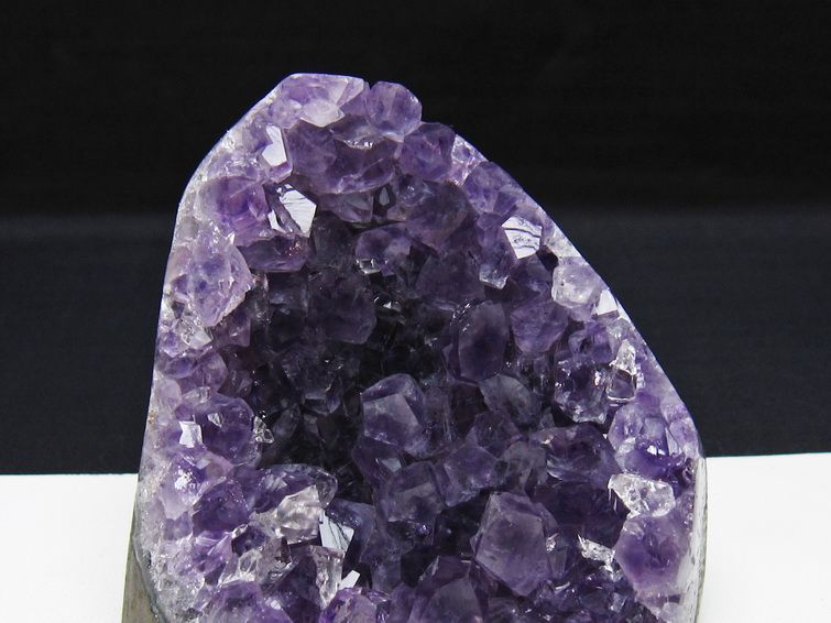 アメジスト クラスター ウルグアイ産 アメジスト 原石 amethyst 一点物 182-8951