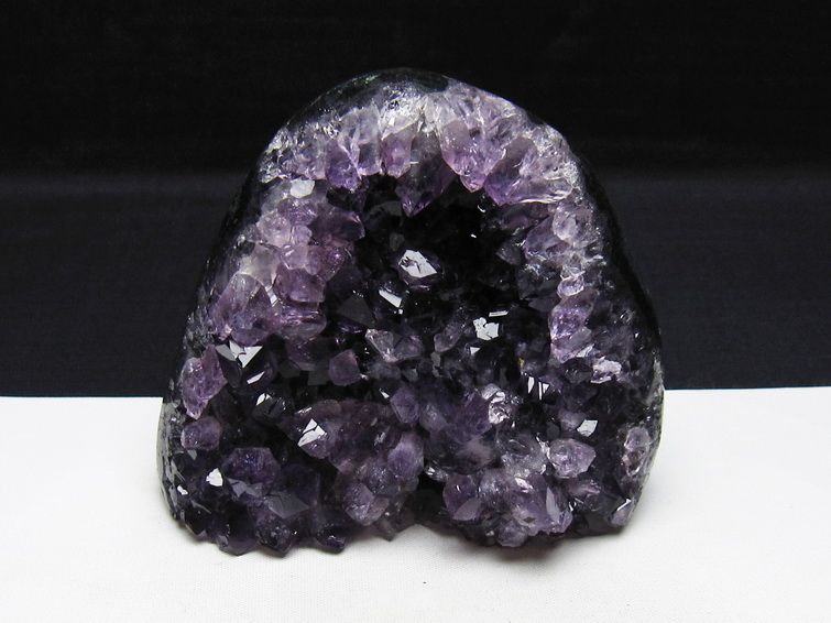アメジスト クラスター ウルグアイ産 アメジスト 原石 amethyst 一点物 182-8955