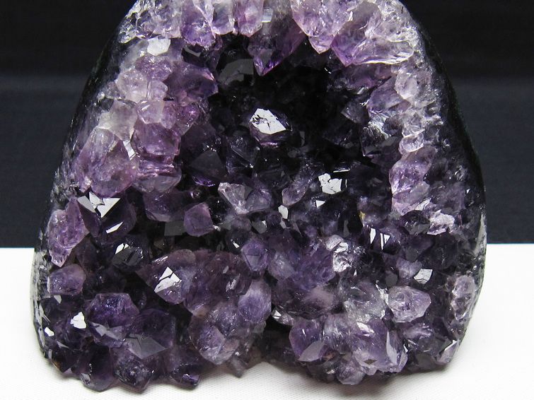 アメジスト クラスター ウルグアイ産 アメジスト 原石 amethyst 一点物 182-8955