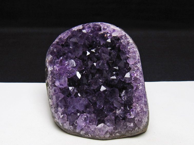 アメジスト クラスター ウルグアイ産 アメジスト 原石 amethyst 一点物 182-8959