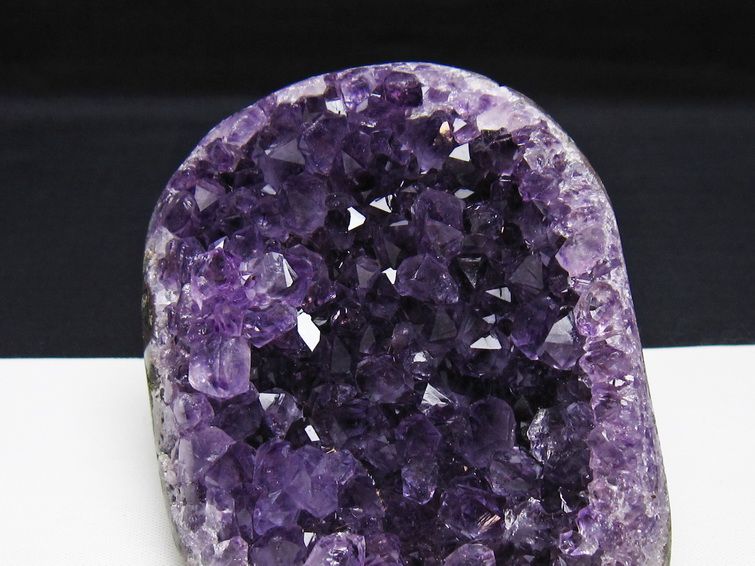 アメジスト クラスター ウルグアイ産 アメジスト 原石 amethyst 一点物 182-8959