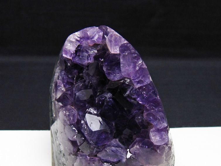 アメジスト クラスター ウルグアイ産 アメジスト 原石 amethyst 一点物 182-8962