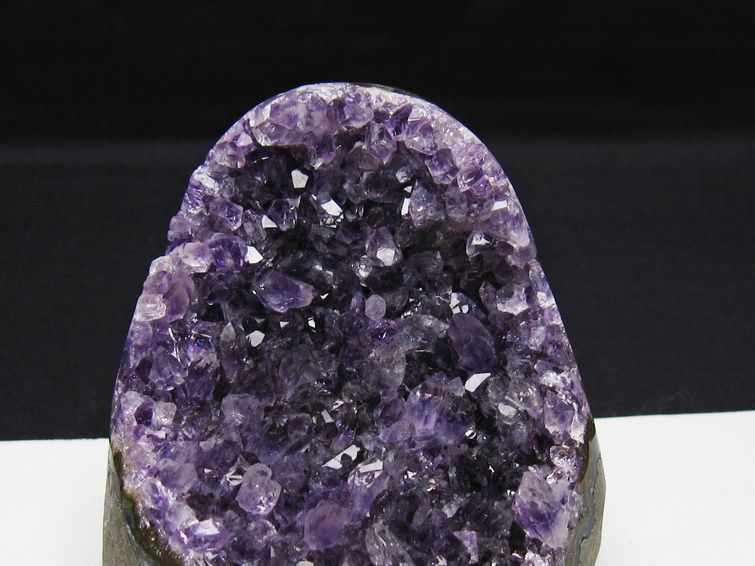 アメジスト クラスター ウルグアイ産 アメジスト 原石 amethyst 一点物 182-8966