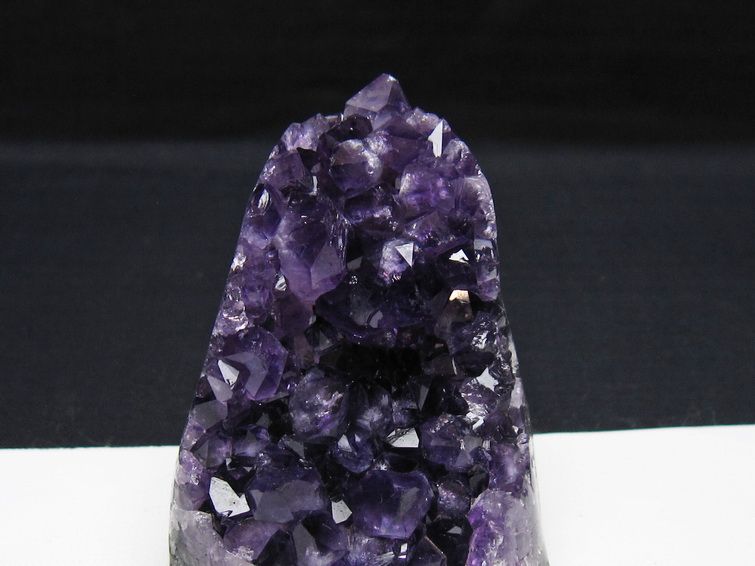 アメジスト クラスター ウルグアイ産 アメジスト 原石 amethyst 一点物 182-8972