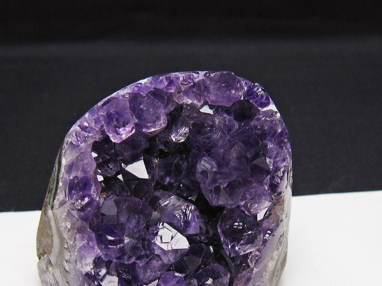 アメジスト クラスター ウルグアイ産 アメジスト 原石 amethyst 一点物 182-8977
