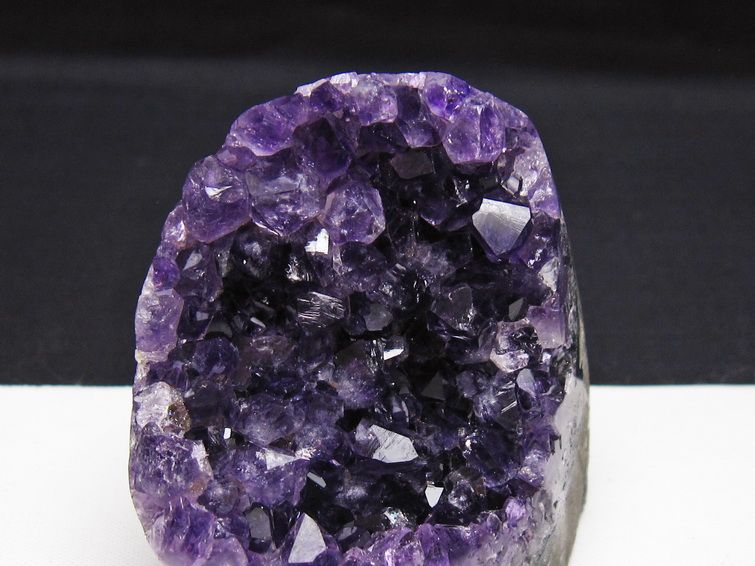 アメジスト クラスター ウルグアイ産 アメジスト 原石 amethyst 一点物 182-8978