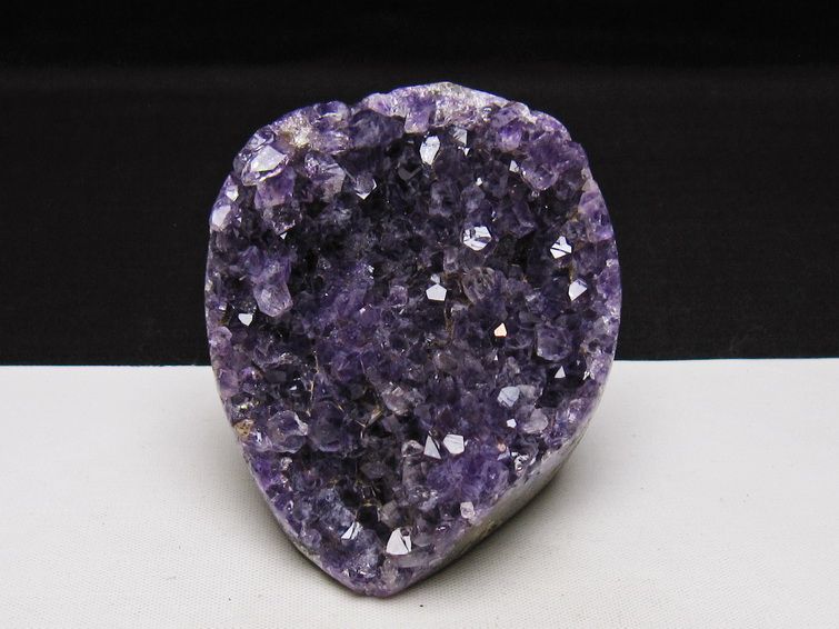アメジスト クラスター ウルグアイ産 アメジスト 原石 amethyst 一点物 182-8980