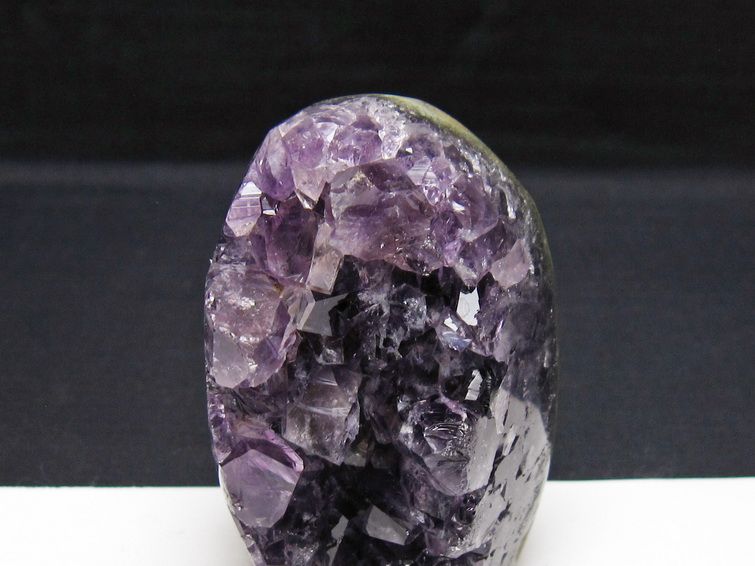 アメジスト クラスター ウルグアイ産 アメジスト 原石 amethyst 一点物 182-8984