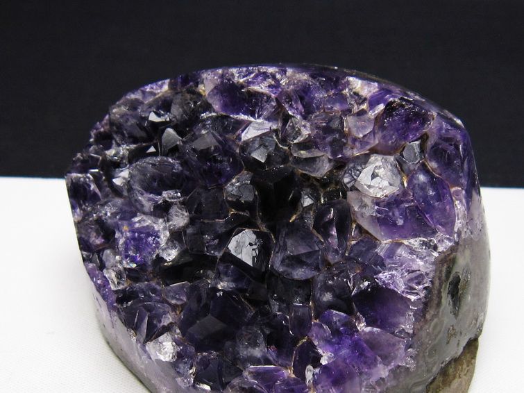 アメジスト クラスター ウルグアイ産 アメジスト 原石 amethyst 一点物 182-8988