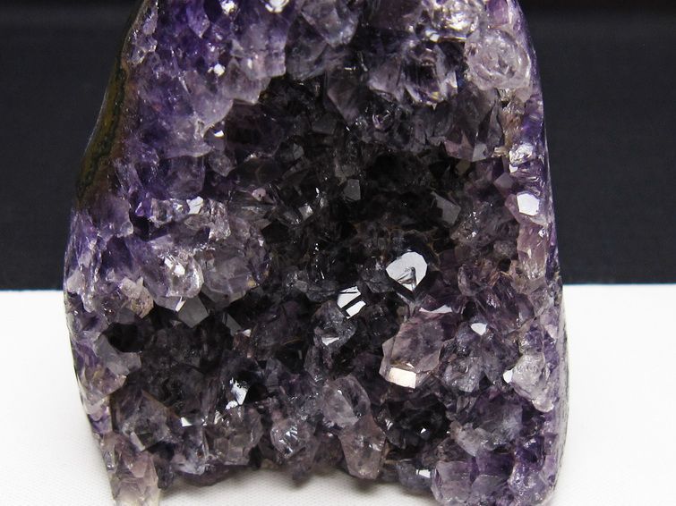 アメジスト クラスター ウルグアイ産 アメジスト 原石 amethyst 一点物 182-8989
