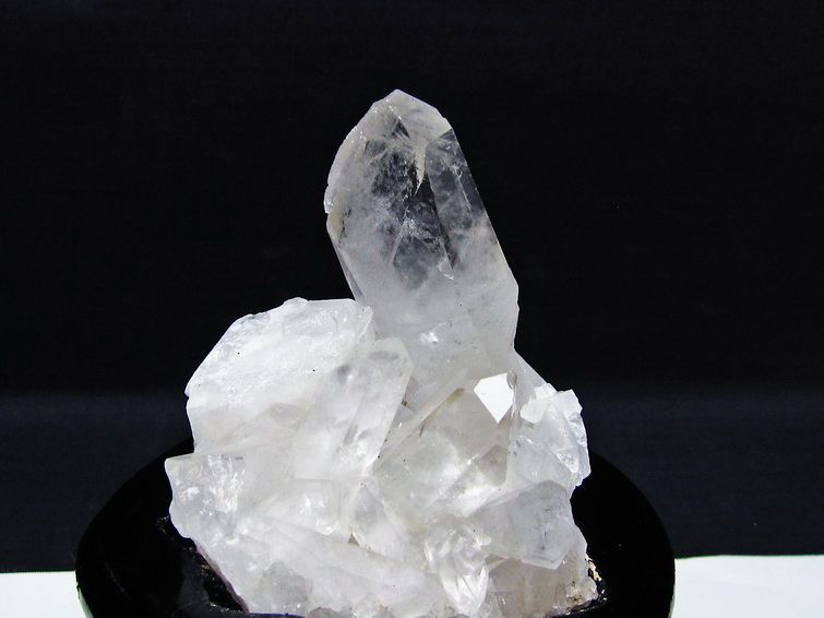 水晶 クラスター マダガスカル産 台座付属 水晶 原石 一点物 182-9273
