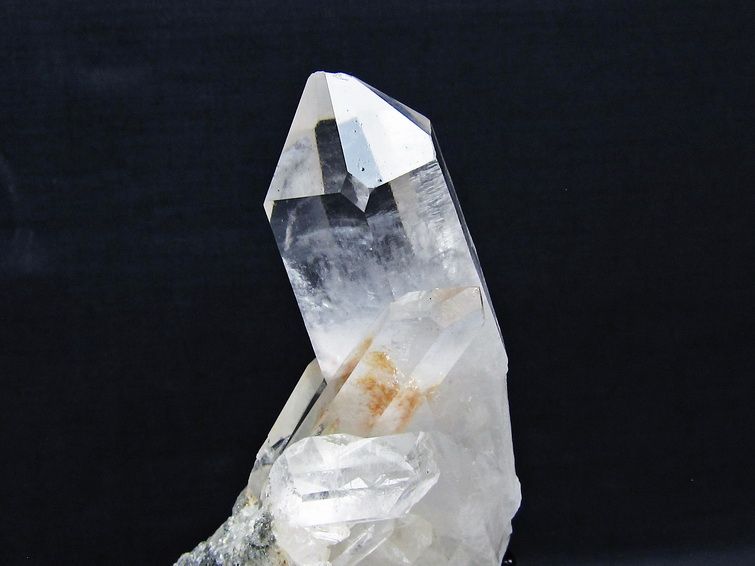 水晶 クラスター マダガスカル産 台座付属 水晶 原石 一点物 182-9285