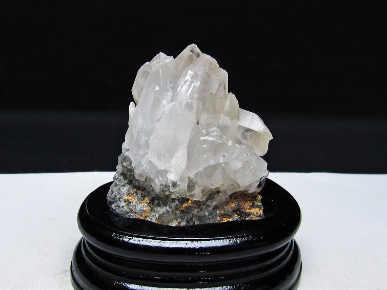 水晶 クラスター マダガスカル産 台座付属 水晶 原石 一点物 182-9294
