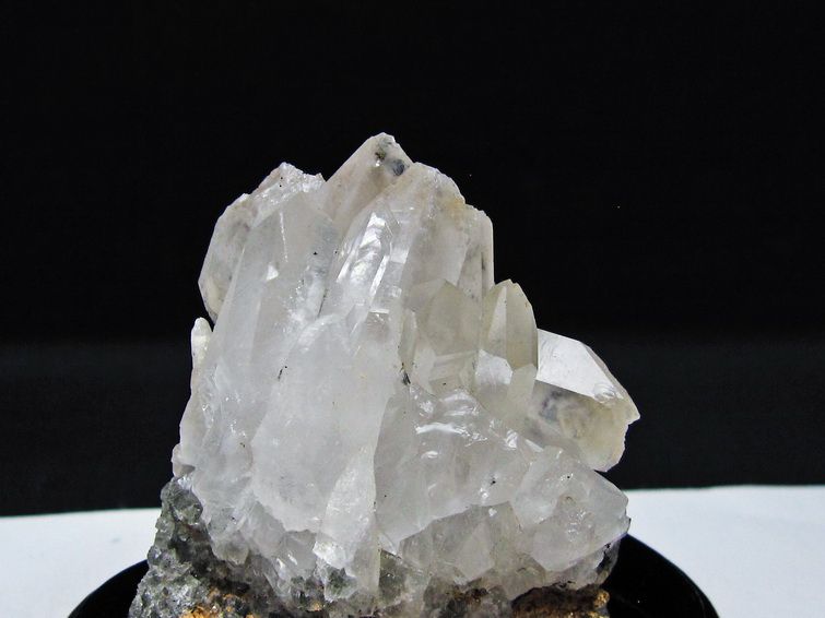 水晶 クラスター マダガスカル産 台座付属 水晶 原石 一点物 182-9294