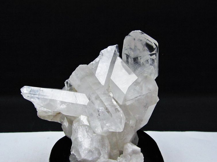 水晶 クラスター マダガスカル産 台座付属 水晶 原石 一点物 182-9299