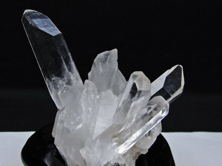 水晶 クラスター マダガスカル産 台座付属 水晶 原石 一点物 182-9302