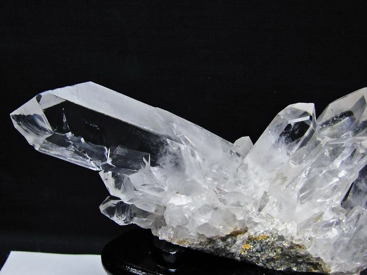 水晶 クラスター マダガスカル産 台座付属 水晶 原石 一点物 182-9341