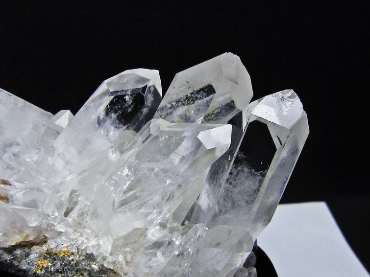 水晶 クラスター マダガスカル産 台座付属 水晶 原石 一点物 182-9341