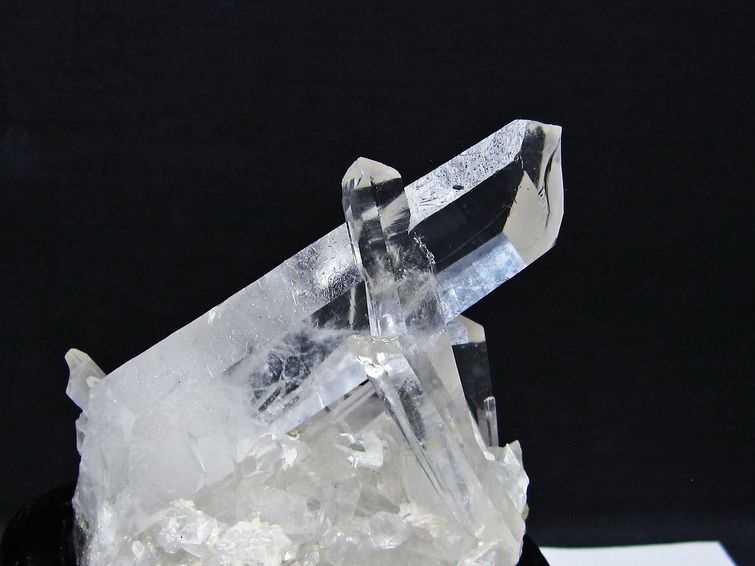 水晶 クラスター マダガスカル産 台座付属 水晶 原石 一点物 182-9352