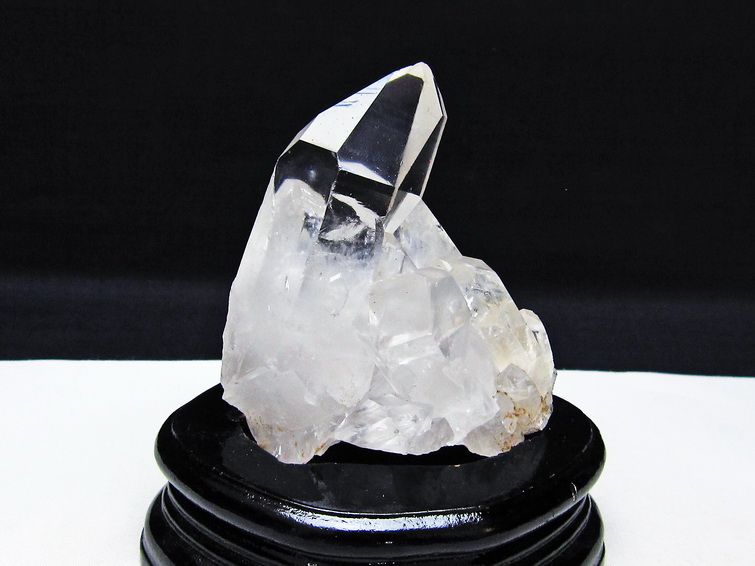 水晶 クラスター マダガスカル産 台座付属 水晶 原石 一点物 182-9397