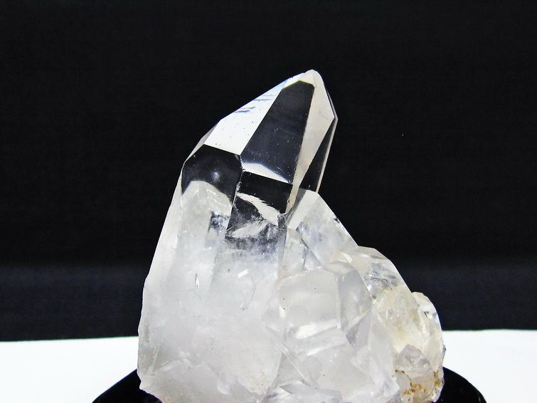 水晶 クラスター マダガスカル産 台座付属 水晶 原石 一点物 182-9397