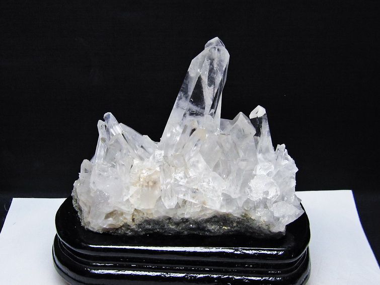 1.3Kg 水晶 クラスター マダガスカル産 台座付属 水晶 原石 一点物 182